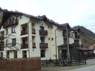 Vlahia Inn ( nu e buna)