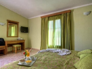 Solimar Emerald (Apart-Hotel)
