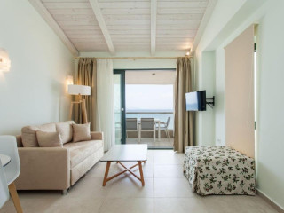 Elpiniki Luxury Apartments