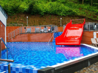 CRYSTAL WELLNESS SPA Superior