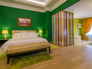 PHOENICIA BOUTIQUE - ADULTS ONLY.