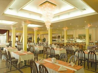 BLUE VISTA HILL HOTEL