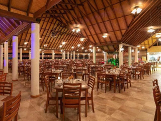 Fihalhohi Island Resort