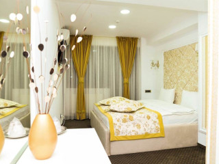 . Camere de inchiriat  Ildis 