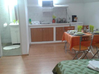 Pensiunea Rock and Red