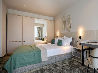 Alezzi Infinity Resort Spa