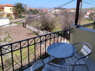 Studios Elena (Anaxos)