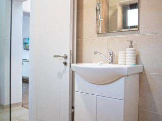 YAEL LUXURY APARTMENTS