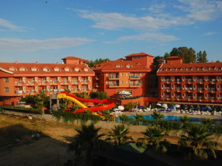 CLUB SIDE COAST HOTEL