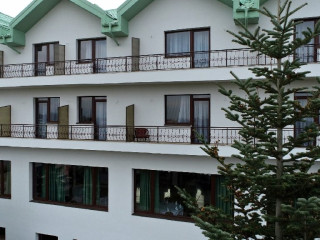 Deny Inn Resort /Spa  ( Tohanu Nou)..