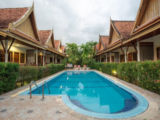 Bangtao Village Resort