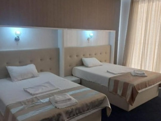 HOTEL SCANDINAVIA.