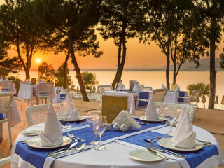 THE ROXY LUXURY NATURE (ex.AURUM EXCLUSIVE CLUB)