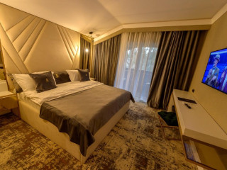 HOTEL ELEXUS PREDEAL