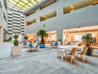 Carine Hotel Park (R)