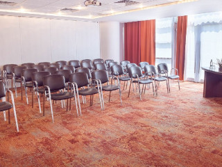 HOTEL CONTINENTAL FORUM BUCURESTI.