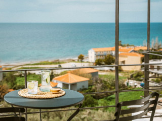 Viento Luxury Apartments Plomari