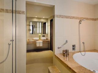 Movenpick Hotel Deira 