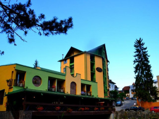 Hotel Stogu.