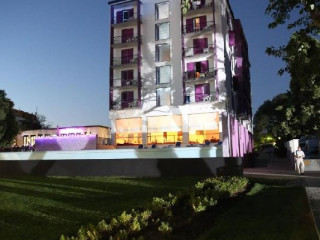 Hotel Adriatic (Biograd na Moru)