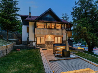 BLEND VILLA..