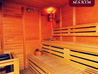 HOTEL MAXIM