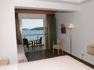 Armeno Beach (NIDRI)