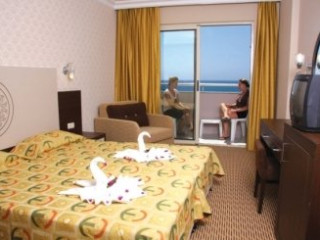 HOLIDAY POINT HOTEL SPA