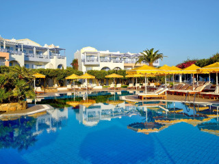 Serita Beach Resort (R)