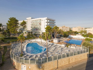 VIBRA RIVIERA HOTEL