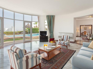 JOLIE VILLE GOLF RESORT 