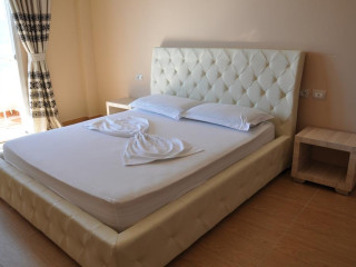 Hotel Coral (Vlore)