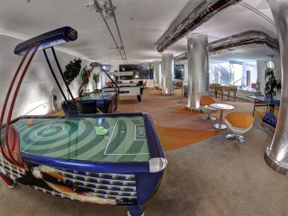 Bull Hotel Eugenia Victoria