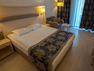AMARA FAMILY RESORT.