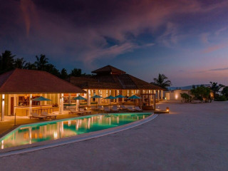 Cinnamon Hakuraa Huraa