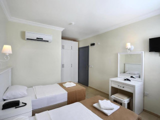 Summer Garden Apart Hotel 