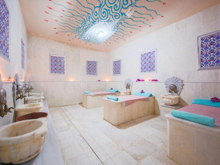 DAIMA BIZ HOTEL