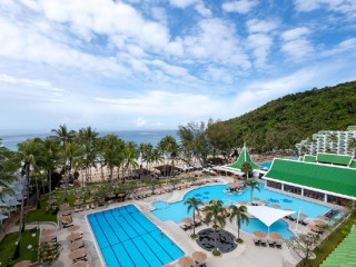 Le Meridien Phuket Beach Resort