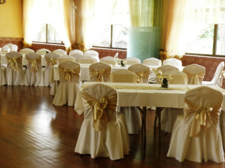 Estreya Residence