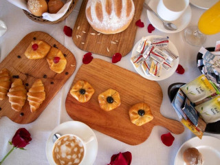 SUNNY PALMS BEACH RESORT (UROA)