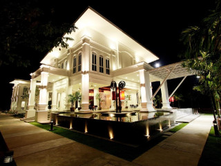 The Old Phuket-Karon Beach Resort