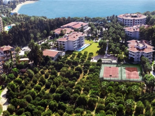 UTOPIA RESORT & RESIDENCE