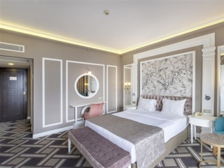 UTOPIA RESORT & RESIDENCE