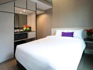 V Hotel Bencoolen