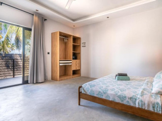 V Hotel in Paje