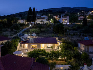 V & V Boutique Villa