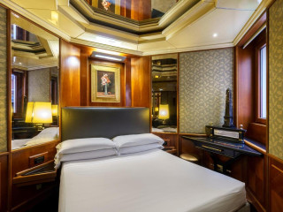 Valadier Hotel