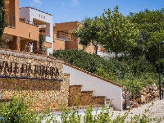 Vale da Ribeira Residences