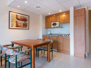 Valentín Grand Park Suite Hotel 