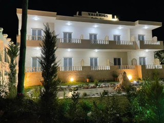 VALERIOS APARTMENTS  in Kriopigi
